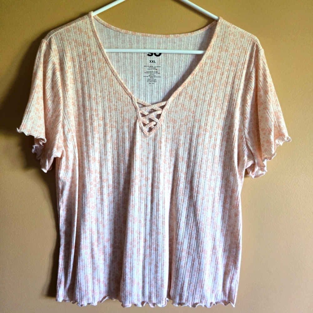 SO Brand Floral Ribbed Cutout Top PTP=19.5"